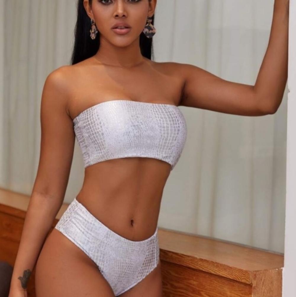 Bikini Set - image 1